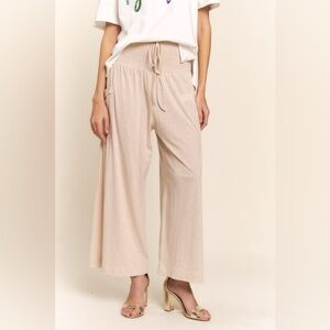 J.NNA Smocked Waist Boho Wide Leg Pants with Pockets🆕Beige